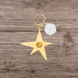 CHANEL Beauty Holiday Star Charm 2025
Limited Edition